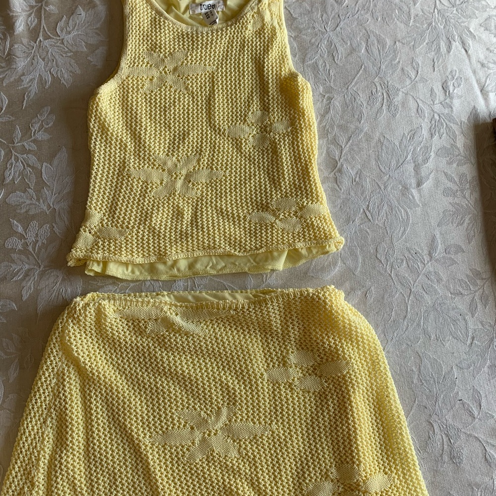 Yellow Knit Two-Piece Dress Set - Size S Juniors $10